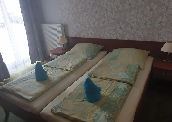 Проживание в семье Riwiera Мельно